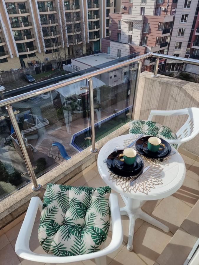Апартаменты Deluxe Admiral Plaza Солнечный берег Экстерьер фото