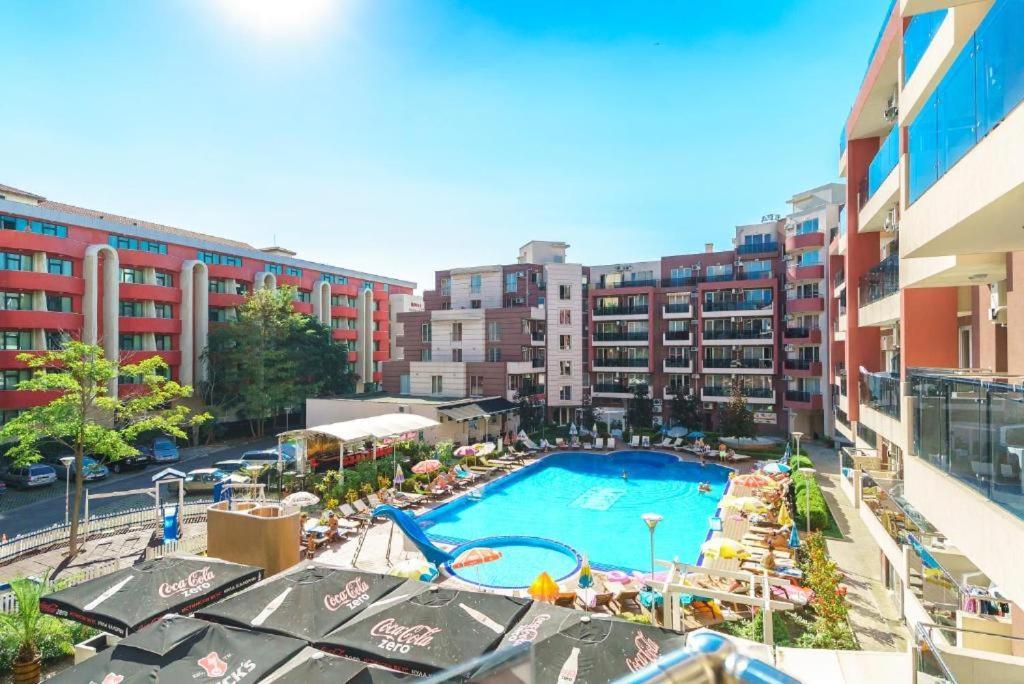 Апартаменты Deluxe Admiral Plaza Солнечный берег Экстерьер фото